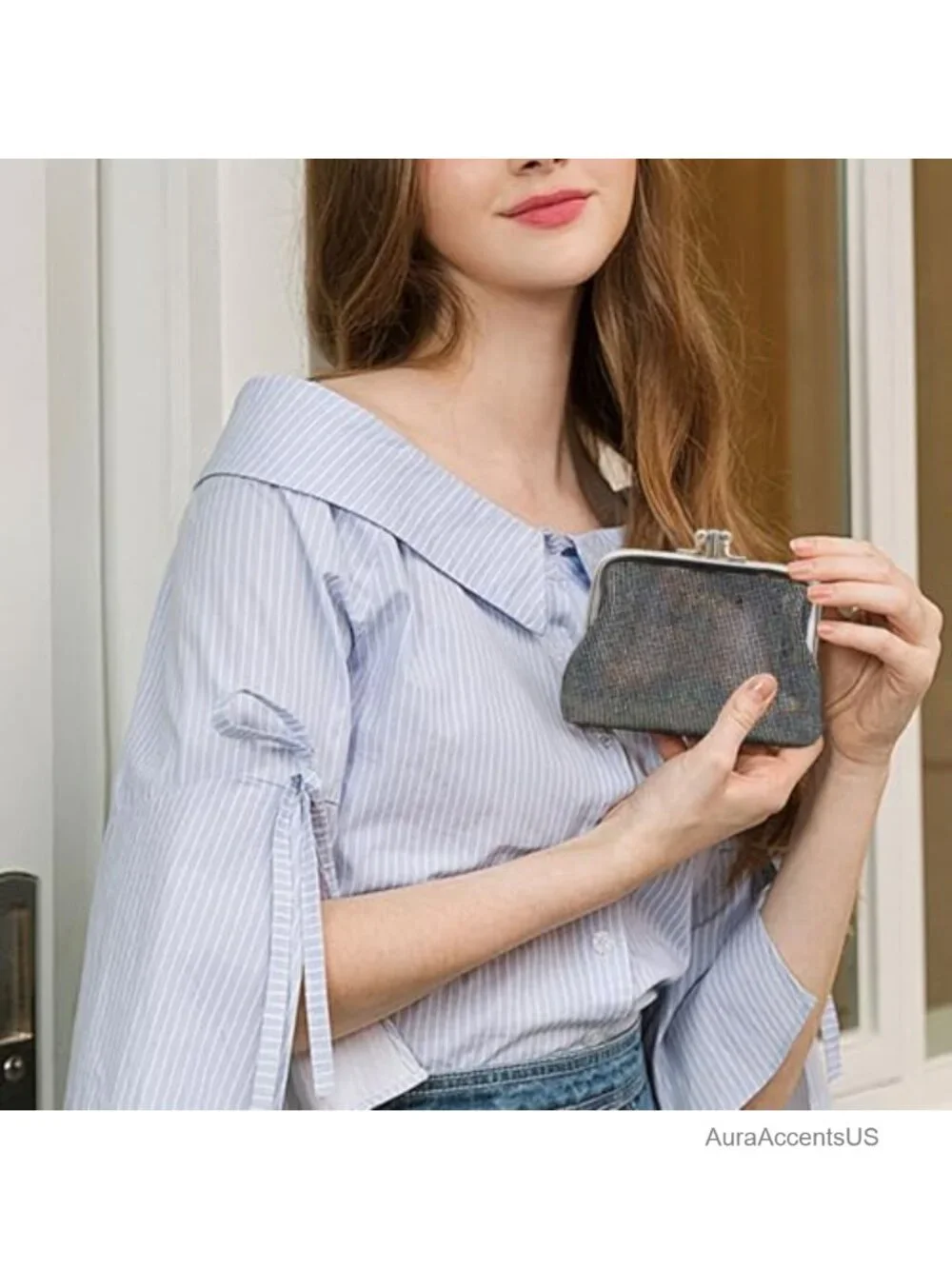 Vintage Style Kiss Lock Coin Purse Women Mini Change Pouch Faux Leather